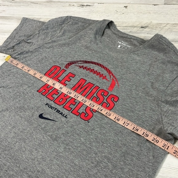 Nike Ole Miss Rebels Football Tee Size Large - Picture 6 of 7